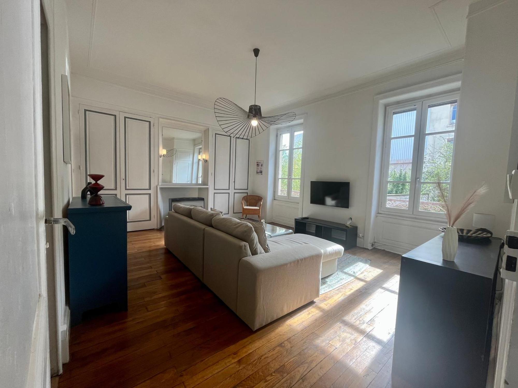 Suite Lavany Lyon Exterior foto